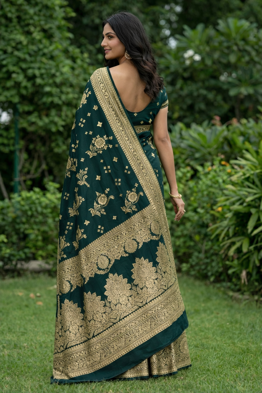 Emerald Green Zari Woven Saree - Image 2