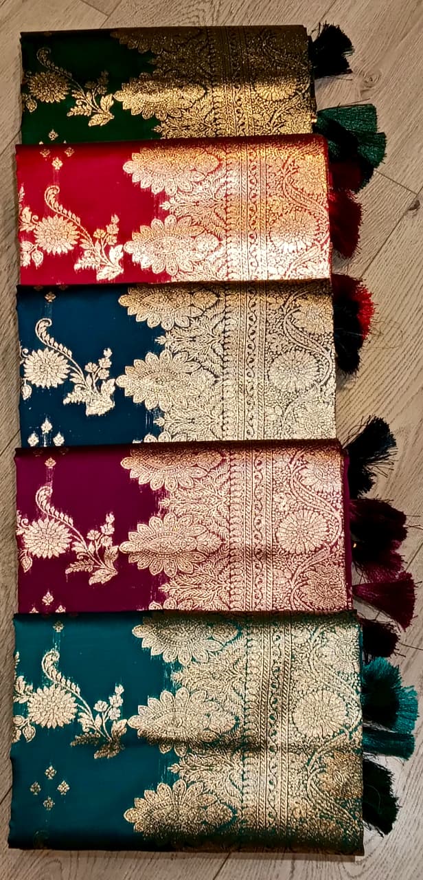 Floral Zari Saree With Rich Pallu