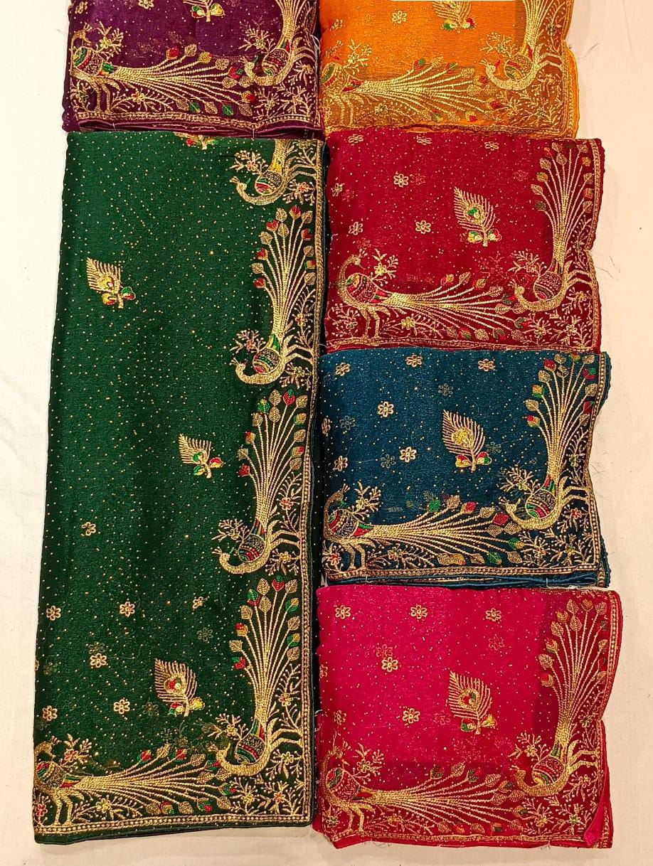 Curved Border Saree With Tassels