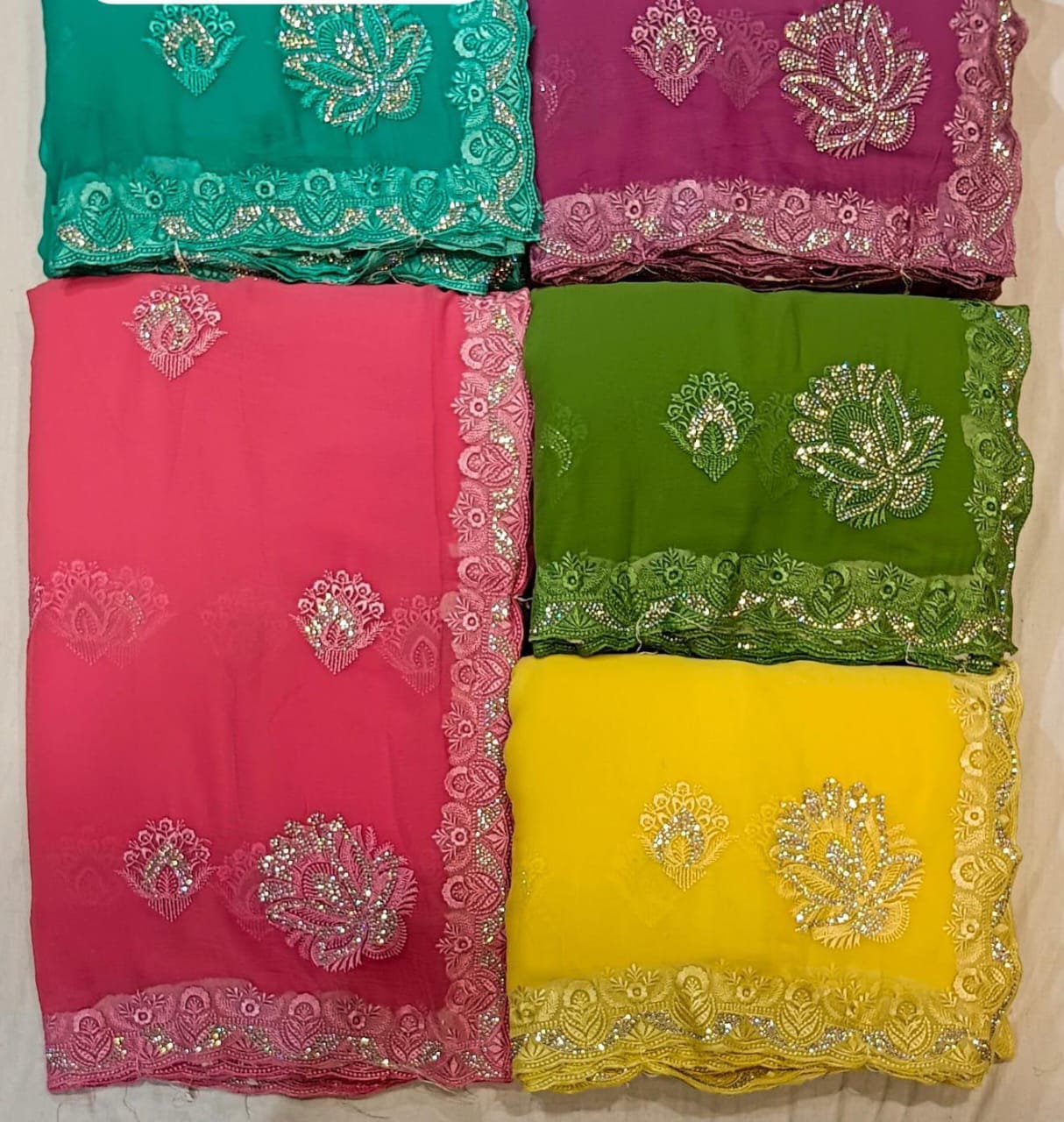 Floral Border Saree With Tassels