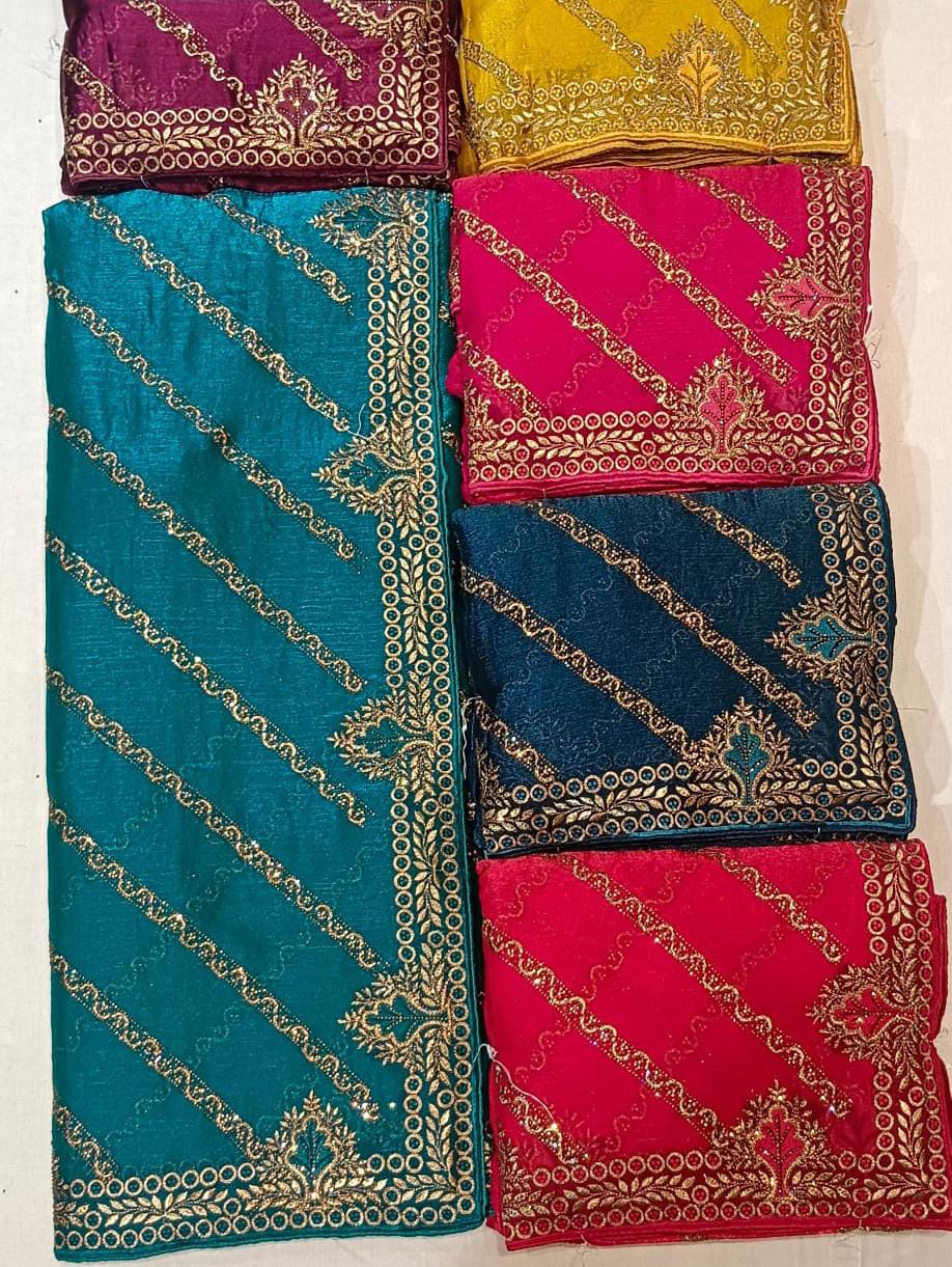Floral Border Saree With Motifs