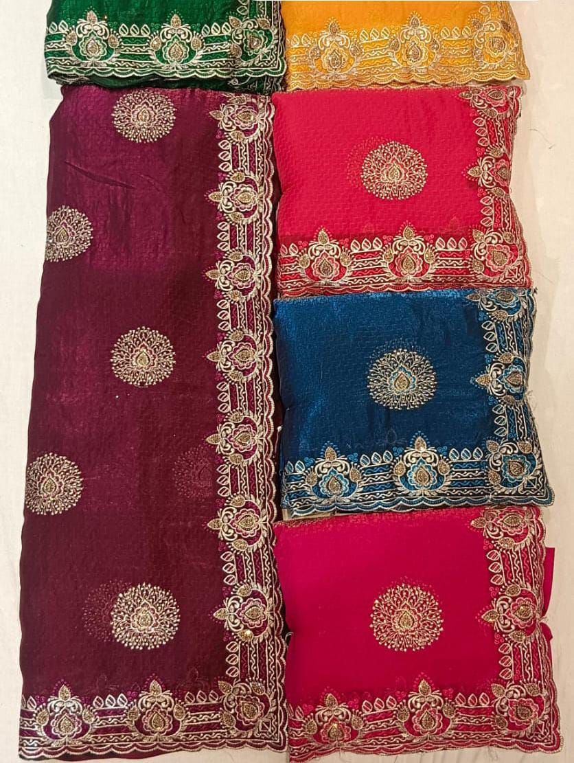 Wheel Motif Saree With Border