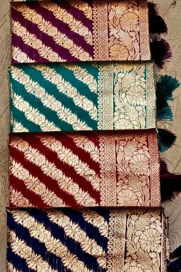 Diagonal Floral Saree With Rich Border