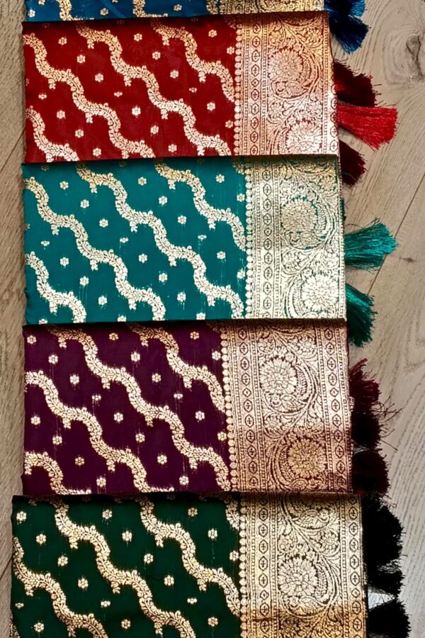 Wave Jaal Saree With Tassels