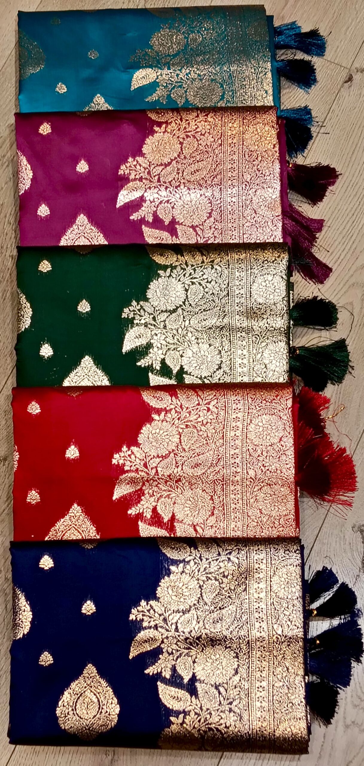 Paisley Border Saree With Tassels