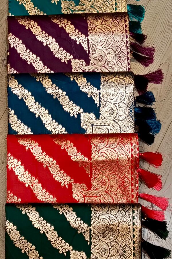 Figural Print Saree With Border