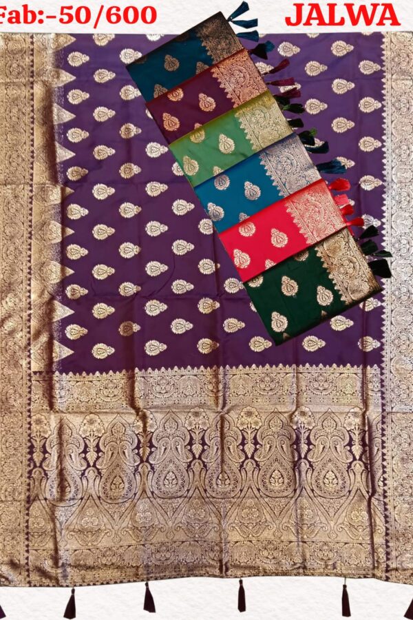 Diagonal Floral Saree With Tassels