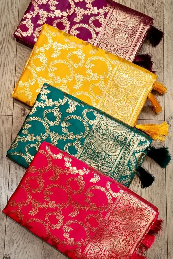 Diamond Floral Saree With Border