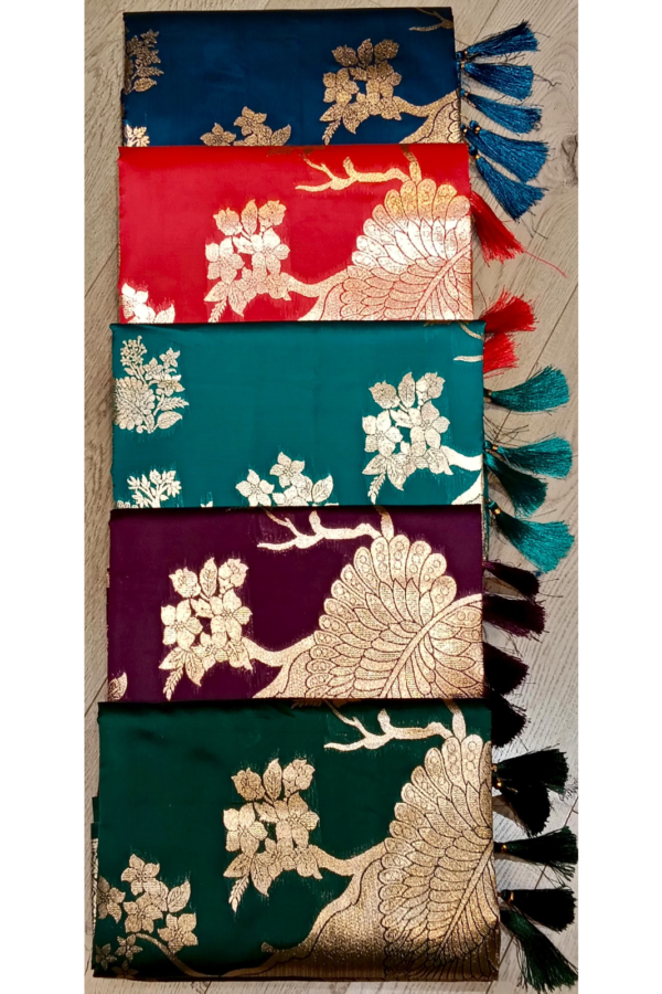 Floral Jari Saree With Designer Pallu