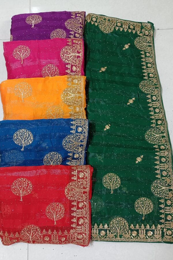 Zari Tree Butti Border Saree