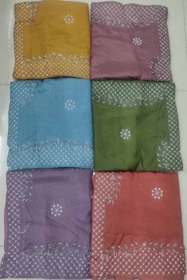 Minimal Butti Saree With Woven Border