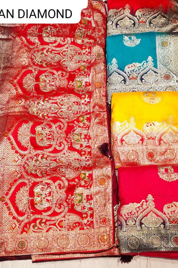 Jarkan Diamond Arch Pallu Saree